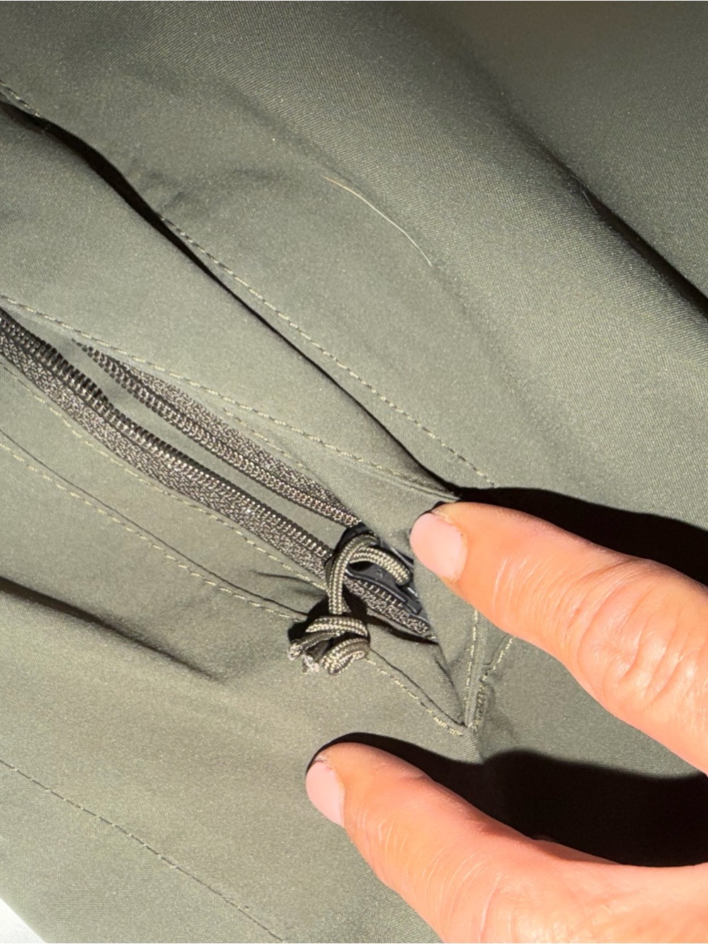 The North Face Women's City Breeze Rain Parka — Olive - Picture 4 of 12